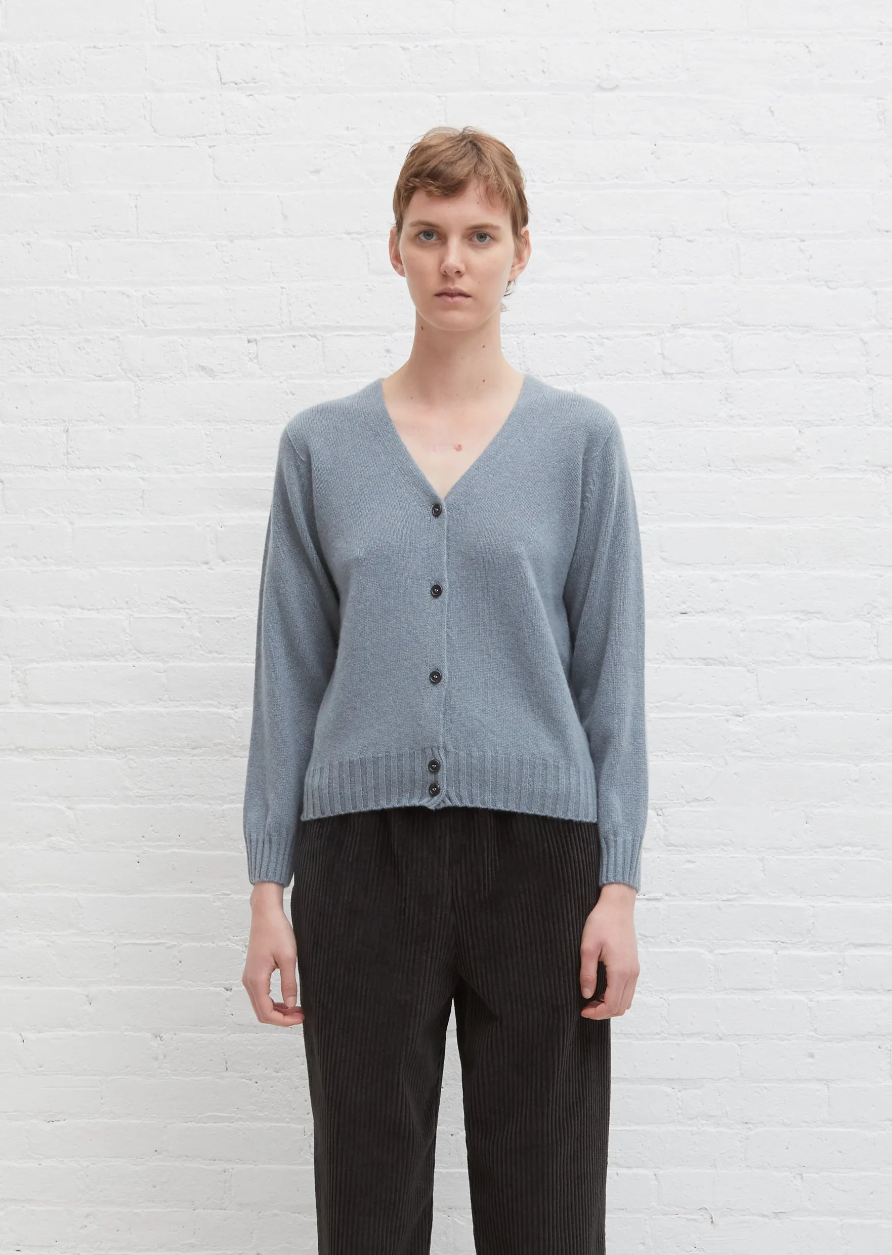 Cashmere Seamless V Neck Cardigan — Twist Harbor