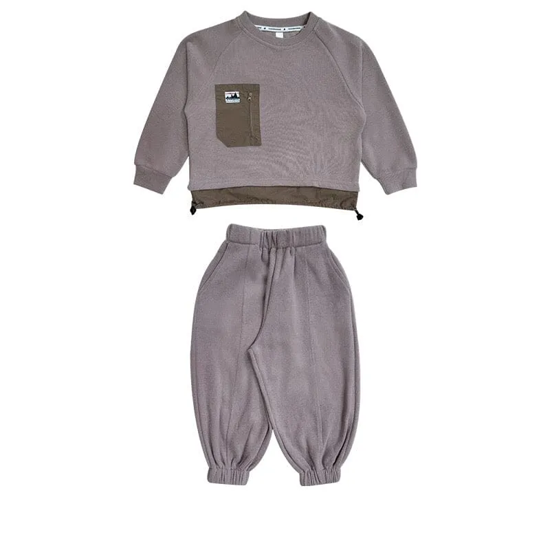Explorer Comfort Sweatshirt & Jogger Set