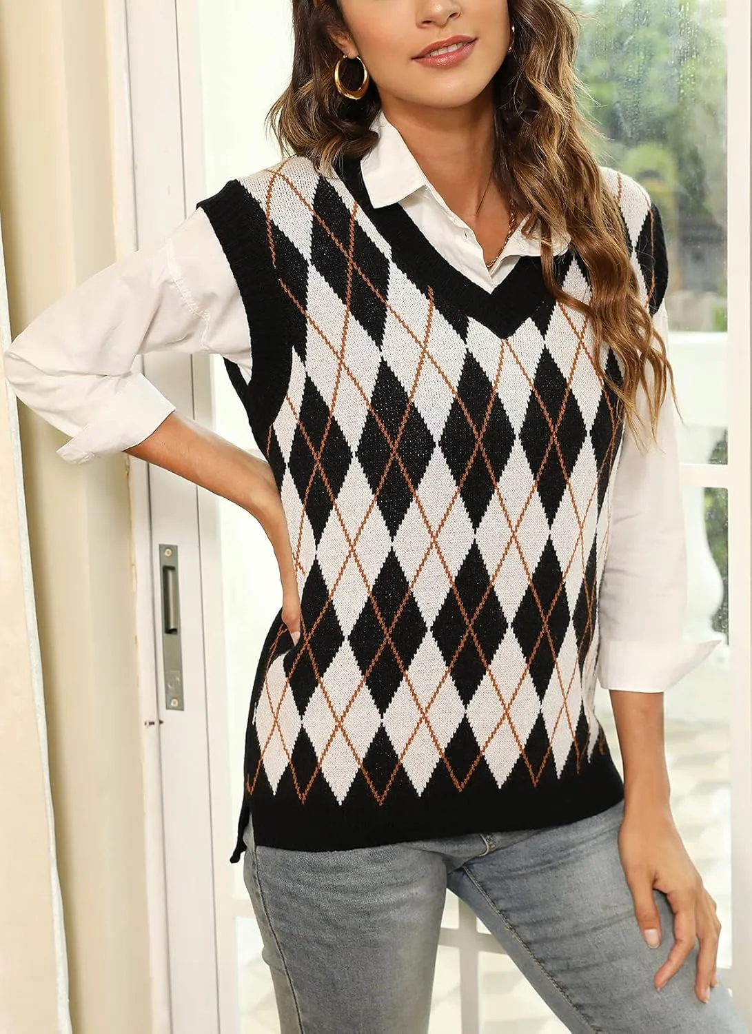 HOCOSIT Women's Knitted V-Neck Vest Argyle Plaid Preppy Style Sleeveless Pullover Crop Sweater Vest