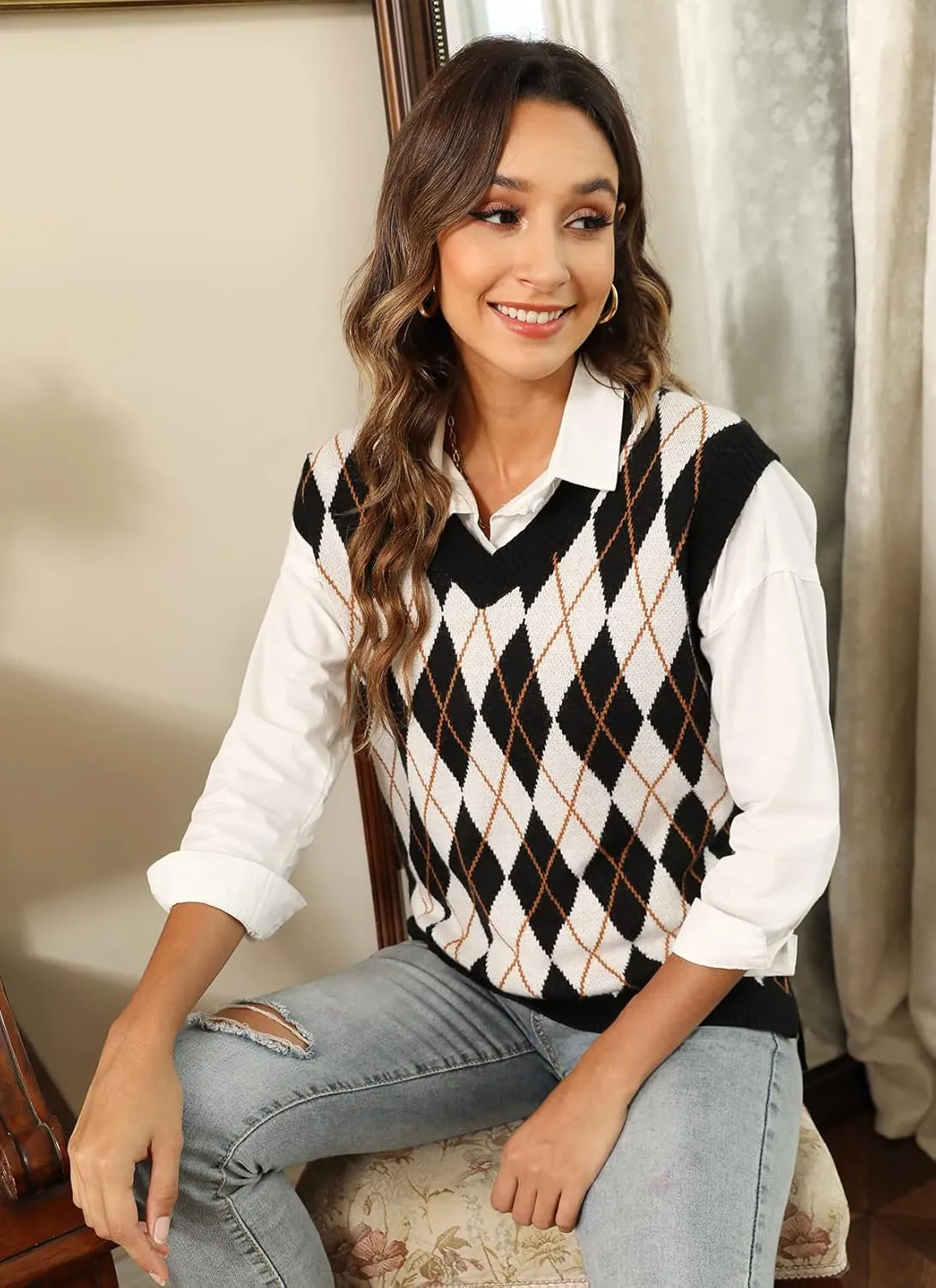 HOCOSIT Women's Knitted V-Neck Vest Argyle Plaid Preppy Style Sleeveless Pullover Crop Sweater Vest