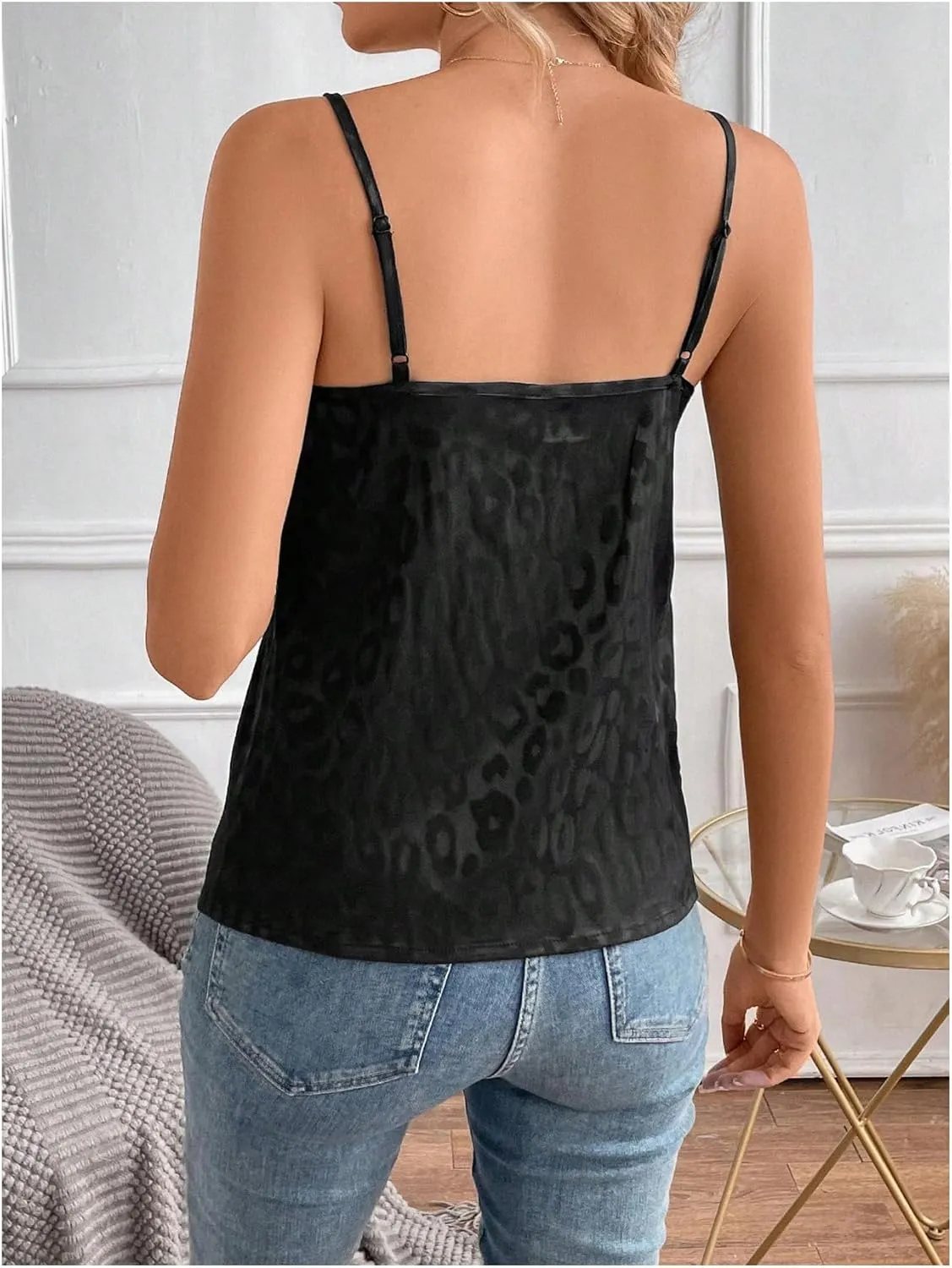 SweatyRocks Women's Leopard Print Lace V Neck Cami Top Sleeveless Spaghetti Strap Camisole