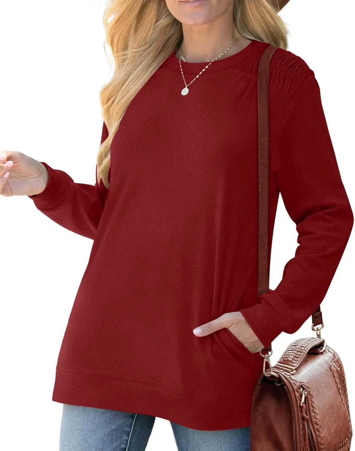 Womens Oversized Crewneck Sweatshirt Pleated Long Sleeve Tunic Tops Loose Fit Pullover Top Fall Clothes with Pockets
